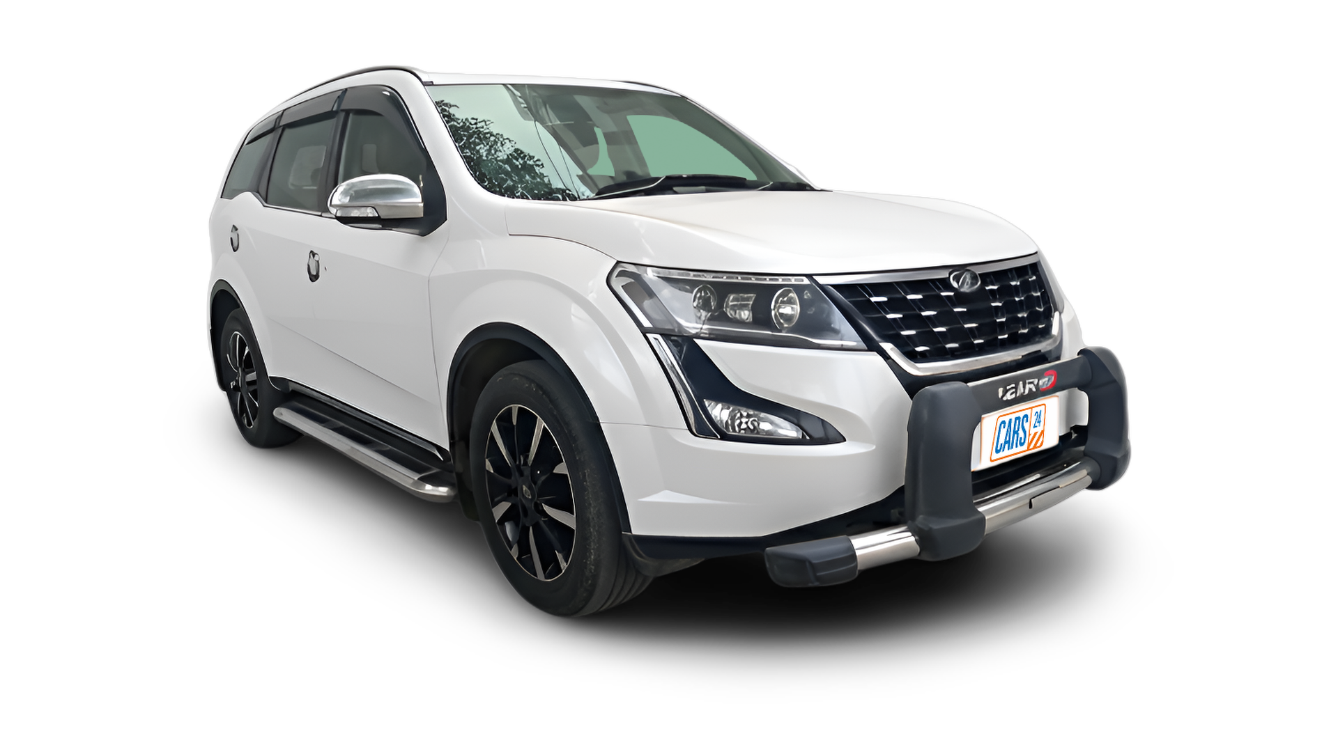 Mahindra XUV500-img